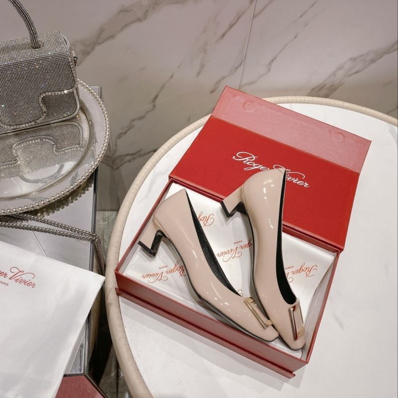 Roger Vivier flat shoes